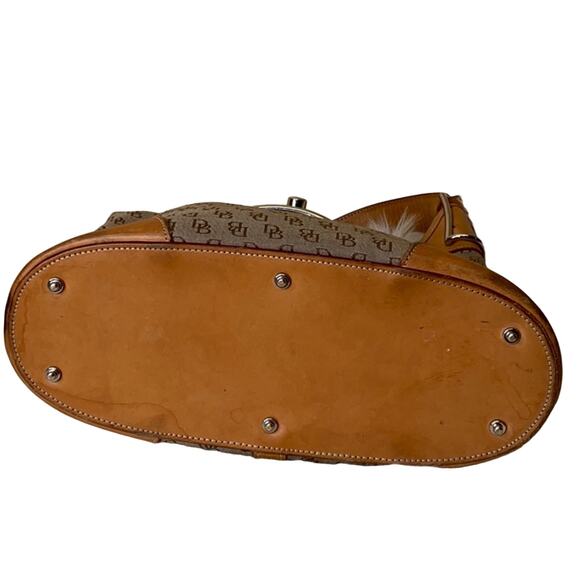 Dooney & Bourke Vintage Signature Leather Purse - Picture 8 of 16